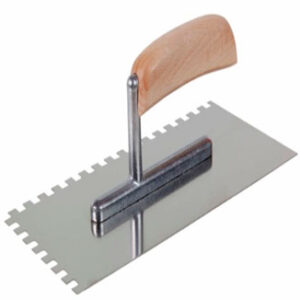 маламашка ALU-основа,Неръжд.стомана, Дърв. дръжка,Зъб-8х8мм13х27см АРС