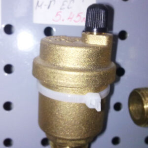 обезвъздушител АВТОМАТИЧЕН 1/2" ПРАВ  М-Г с клапа