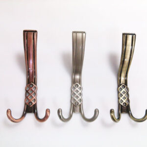 закачалка 80G. PL-256 АВ Старо Злато дълъг с 2-на кука Сред.